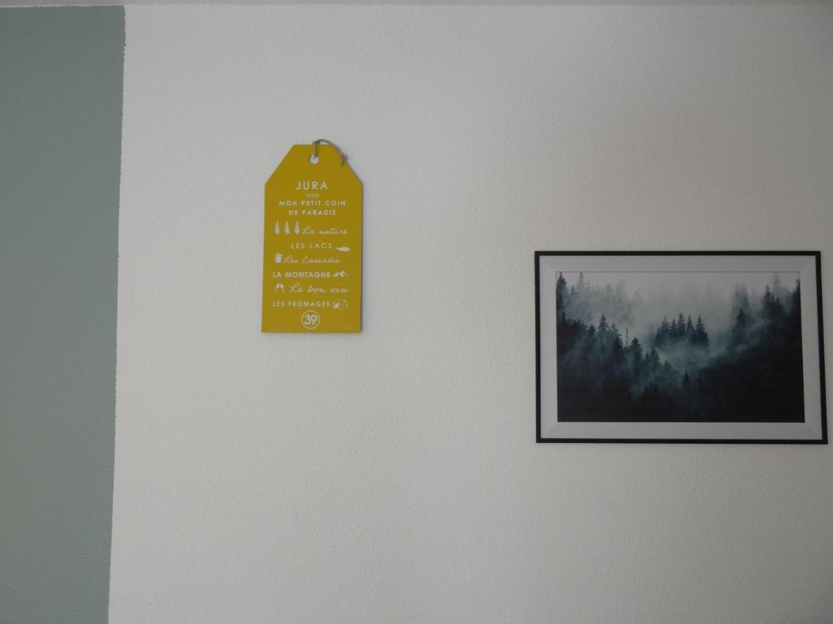 Appartement Au Coeur Du Village Avec Parking Prive Mijoux Buitenkant foto