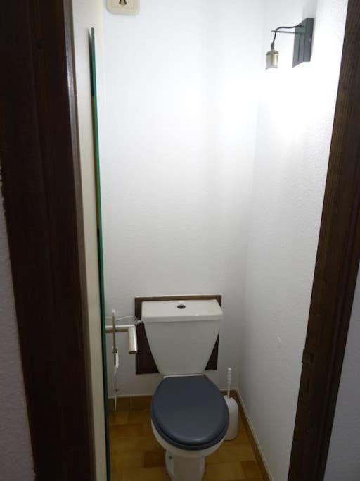 Appartement Au Coeur Du Village Avec Parking Prive Mijoux Buitenkant foto